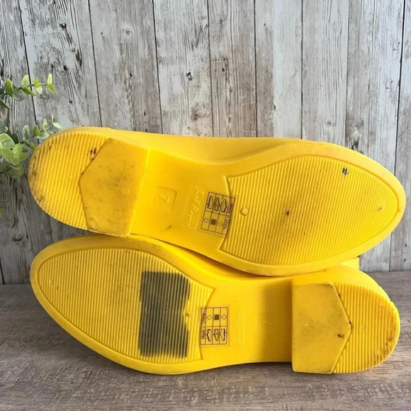 Jack Rogers Yellow Rain Boots - Picture 5 of 5